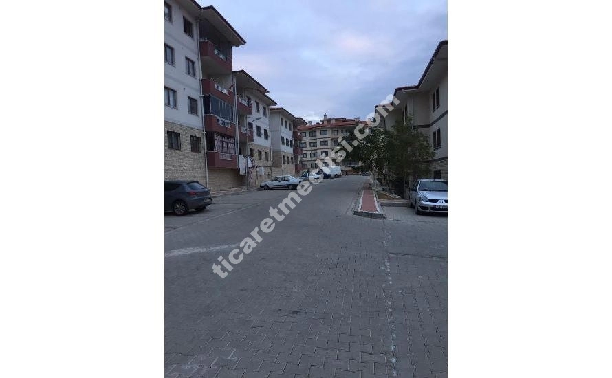 GÜL EMLAK'TAN KARACAÖRENDE DAİRE ALINIR SATILIR KİRAYA VERİLİR _2
