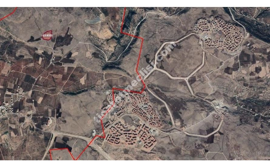 GÜL EMLAK'TAN --- KARACAÖREN DE--- SATILIK ARAZİ _2