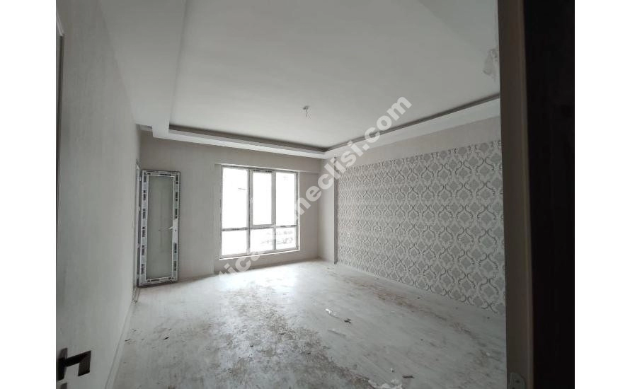 GÜL EMLAK'TAN ŞİRİNEVLER`DE SATLIK 2+1 DAİRE_11