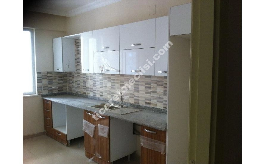 MERKEZİ KONUMDA SATILIK 2+1 DAİRE_4