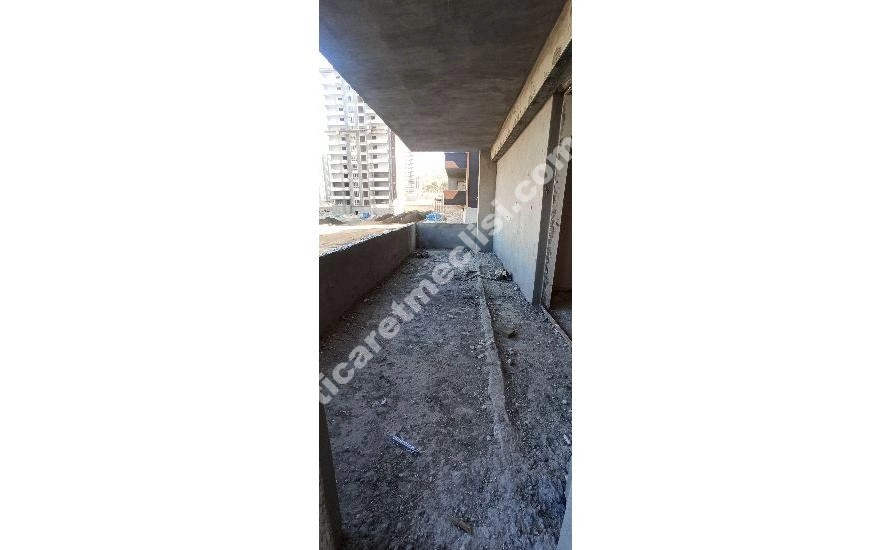 ABDÜLKADİR YÜKSEL DEVLET HASTANESİNİN ARKASINDA SATILIK 3.5+1 DAİRE_11