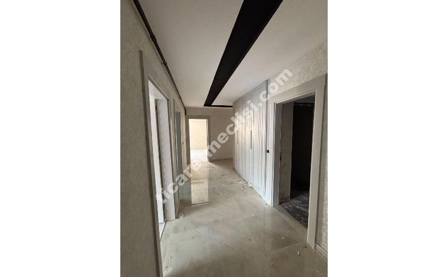 GÜL EMLAKTAN ALPASLAN İNŞAATTA SÜPER 3+1 SATILIK DAİRE_7