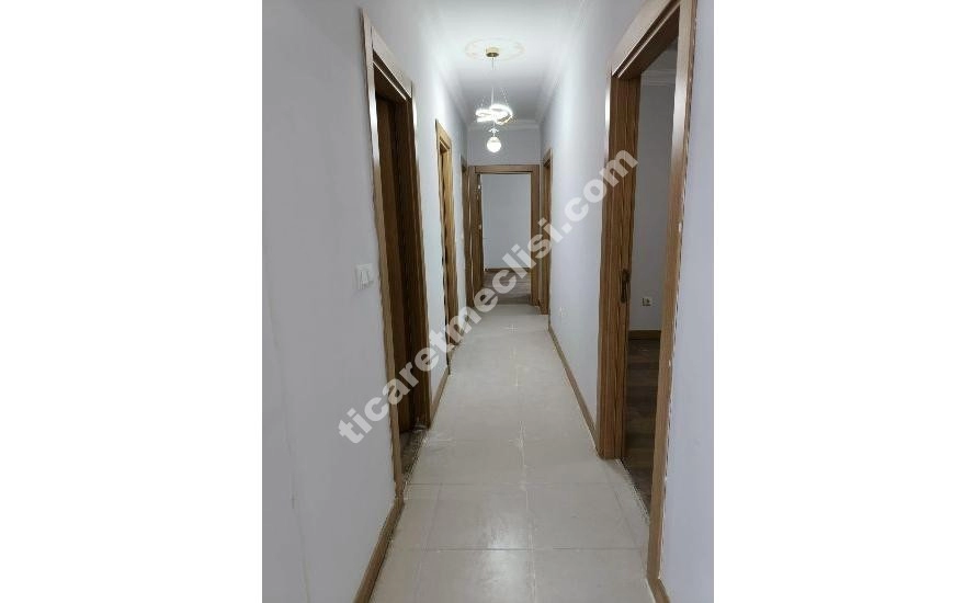 KUZEYŞEHİR 1.ETAPTA SAGLIK OCAGININ YANI BAŞINDA 3+1 SATILIK DAİRE_11
