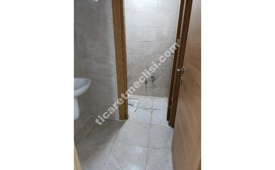KUZEYŞEHİR 1.ETAPTA SAGLIK OCAGININ YANI BAŞINDA 3+1 SATILIK DAİRE_14